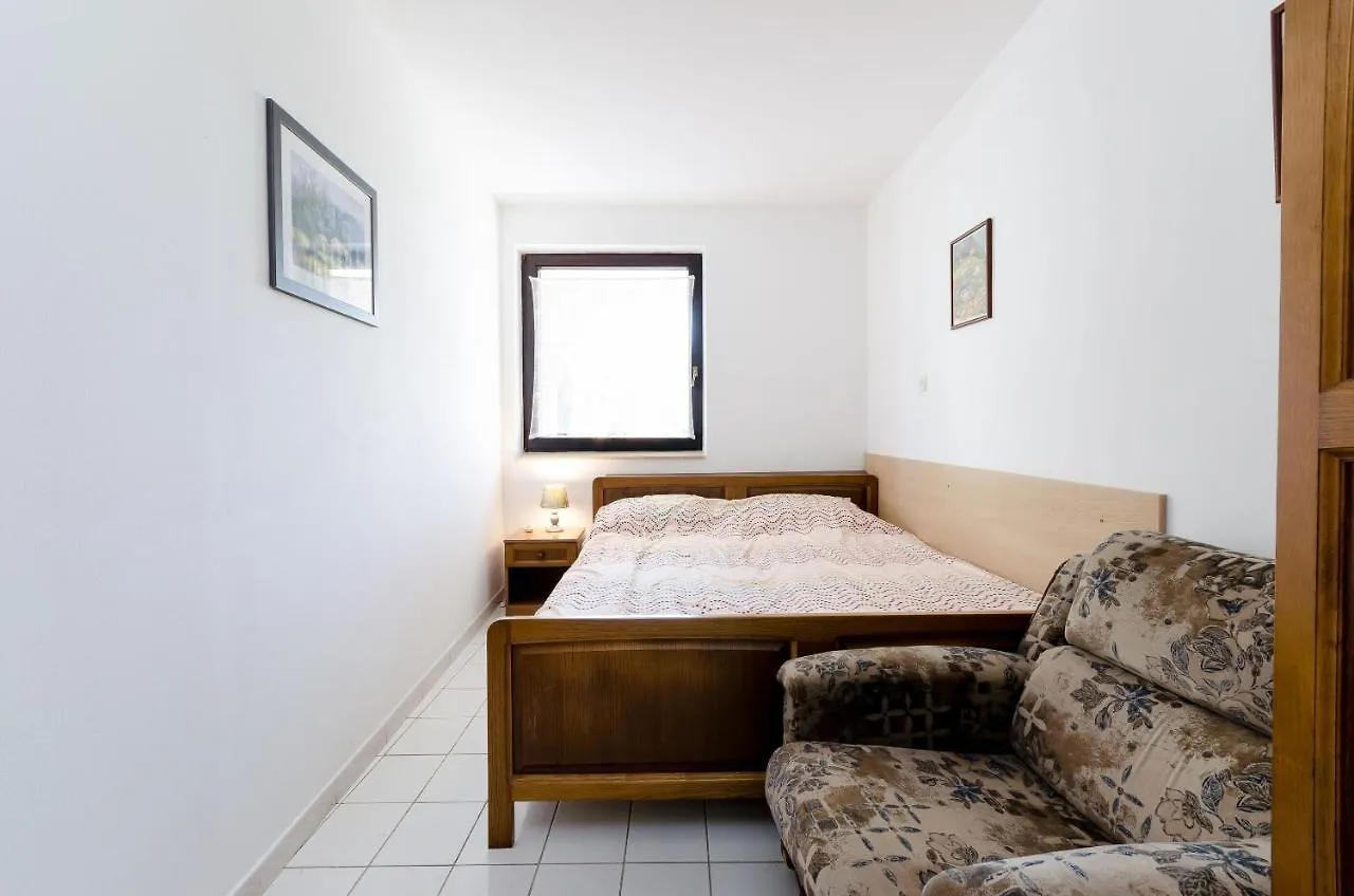 Apartments Drago Banjole