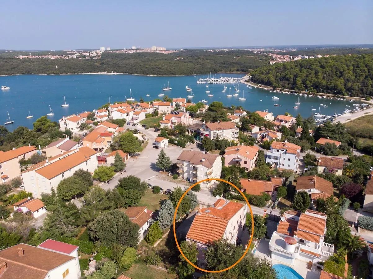 Apartments Drago Banjole 0*,